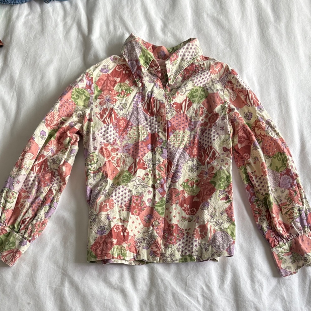 vintage 70s Doen like Floral Button-Up Shirt, adorable